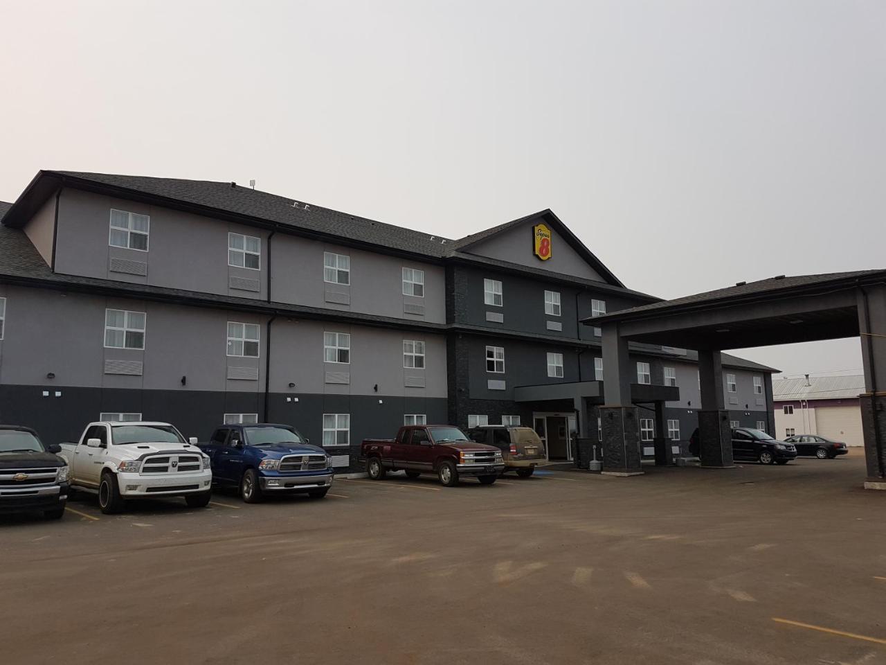 ซูเปอร์ 8 บาย วินด์แฮม ฮาร์ดิสตี Hotel Hardisty ภายนอก รูปภาพ