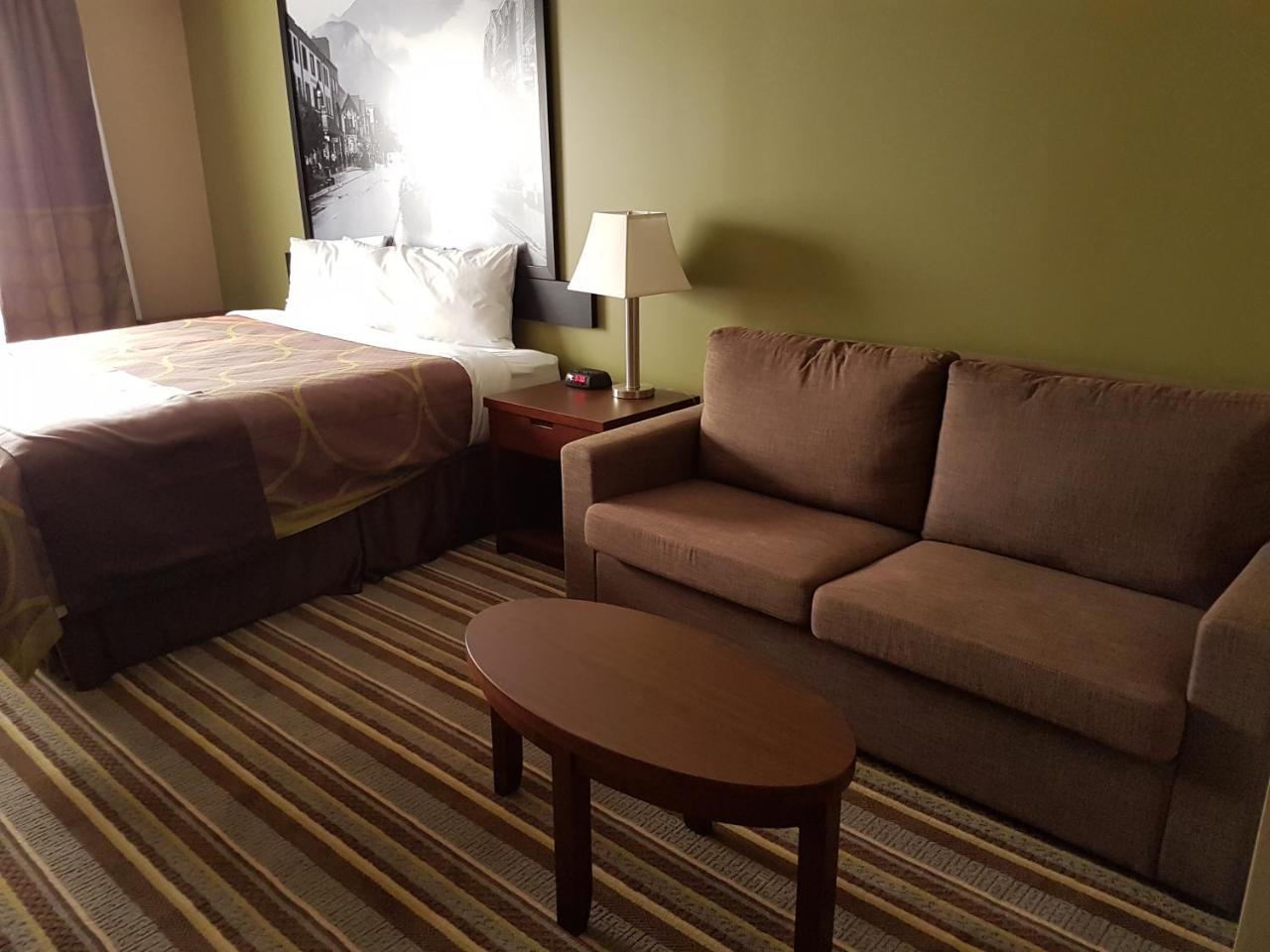 ซูเปอร์ 8 บาย วินด์แฮม ฮาร์ดิสตี Hotel Hardisty ภายนอก รูปภาพ
